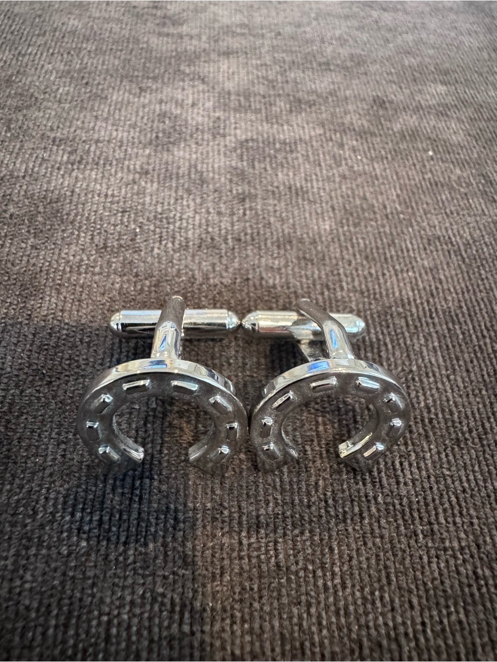 Men's Silver Horseshoe Cufflinks - Polished Metal Finish